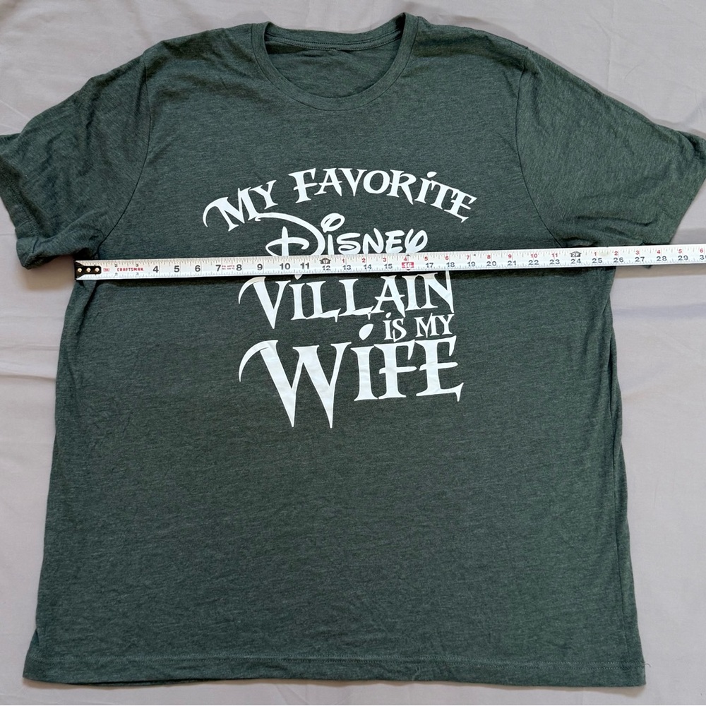 Disney‎ Dark Green Villain Graphic Tee - Picture 4 of 4